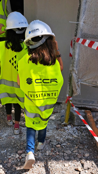 Visita à Obra de Reabilitação da futura Creche da Rua Rodrigues Migueis. 